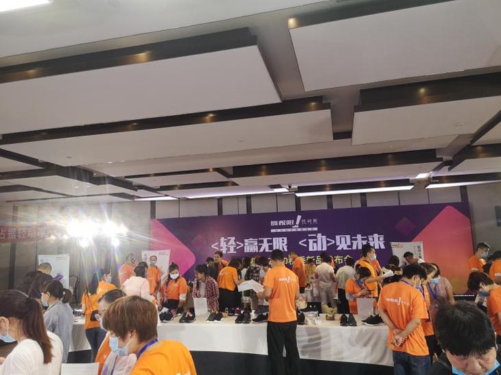 火爆訂貨會(huì)現(xiàn)場